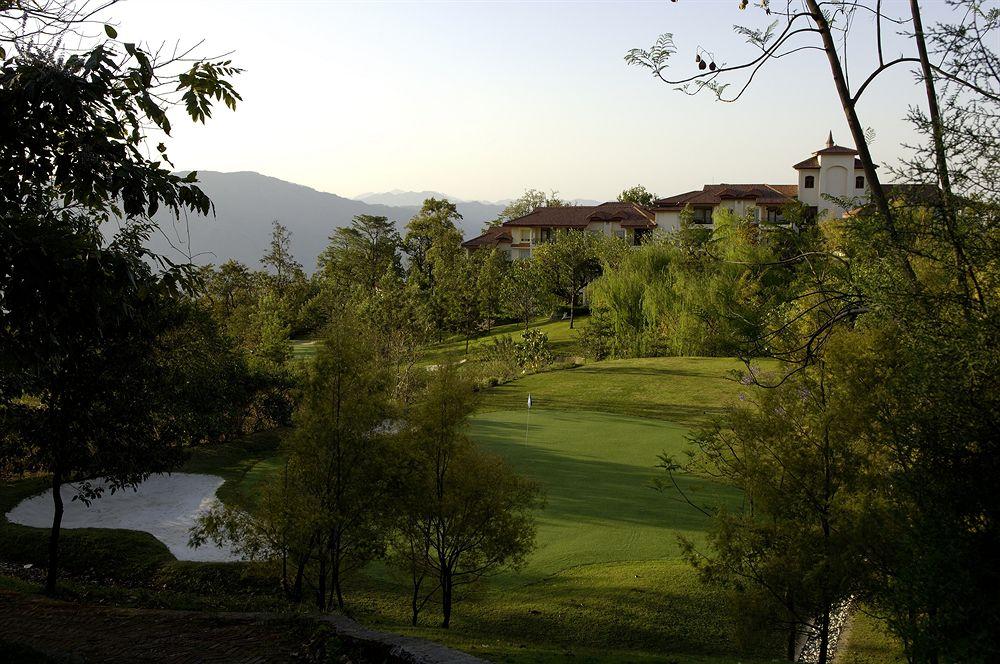 Ananda In The Himalayas Hotell Rishīkesh Exteriör bild
